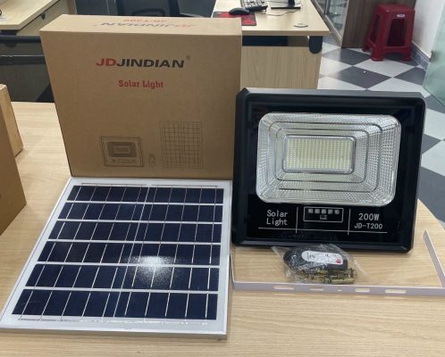 đèn năng lượng mặt trời 200W
