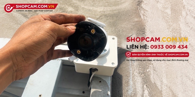 Nâng cấp thay camera mới giám sát tạo cổng chính